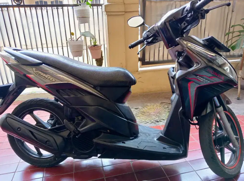 Honda Vario Techno 2010 Hitam Silver ori mulus siap pakai
