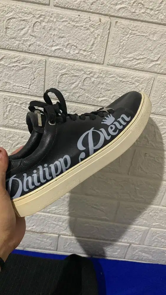 Sepatu philip plein