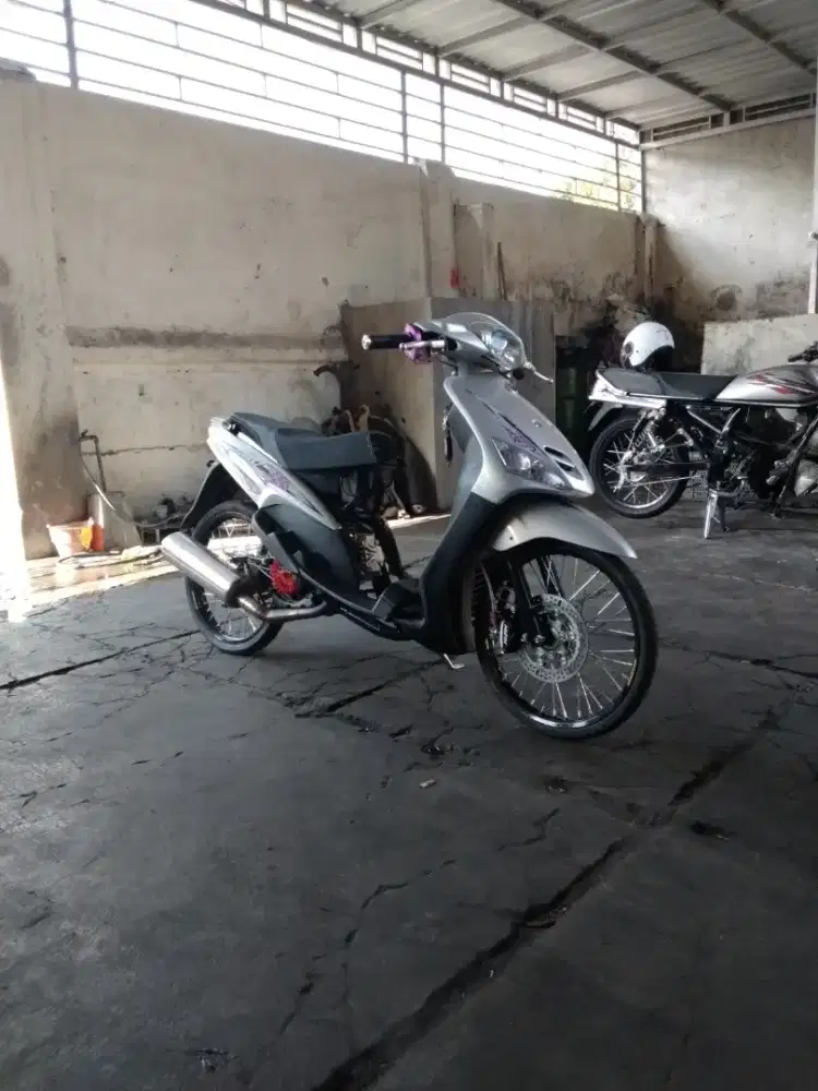 MIO SPORTY 4 KLEP 200cc