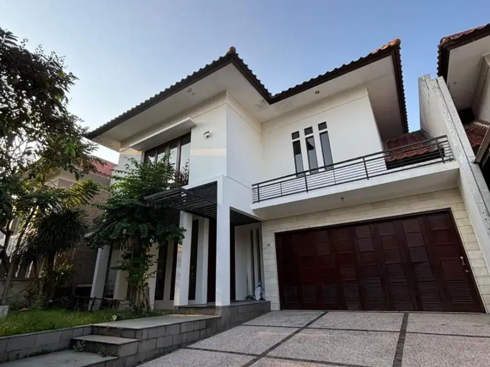 BUTUH SEGERA LAKU! Dijual rumah graha famili blok favorit!