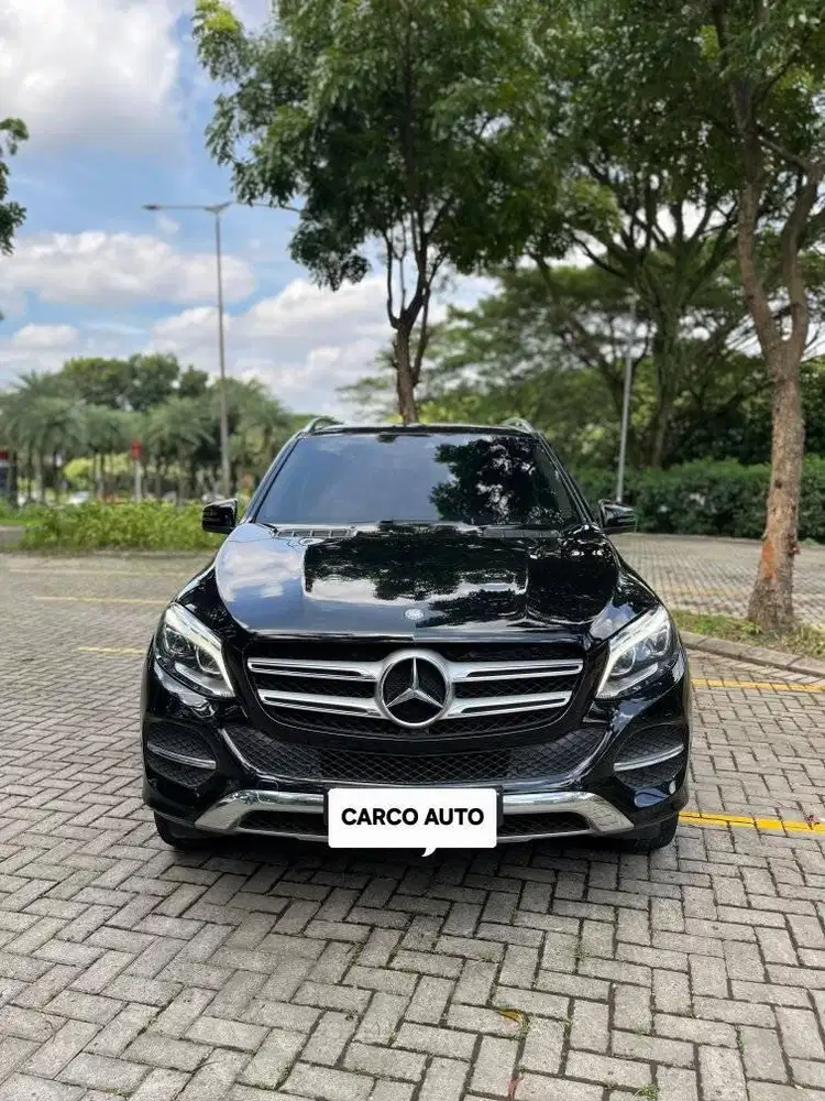 Mercedes Benz GLE400 Exclusive 2016 Black Record