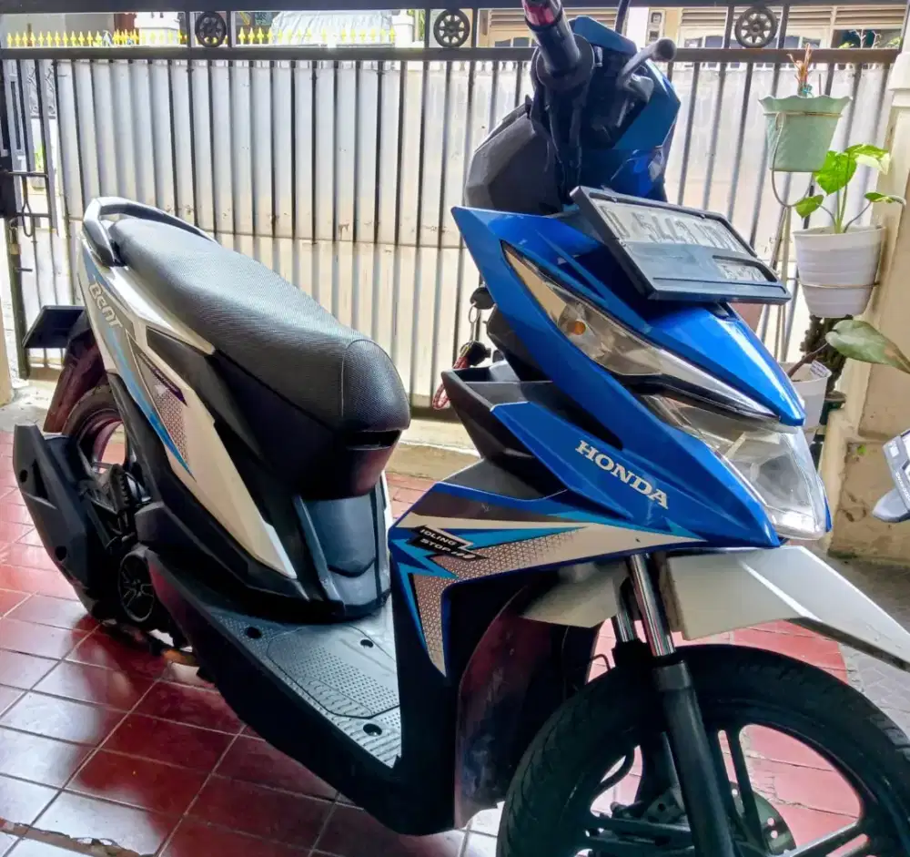 Honda New Beat Fi CBS ISS 2018 mulus isi lengkap mantap