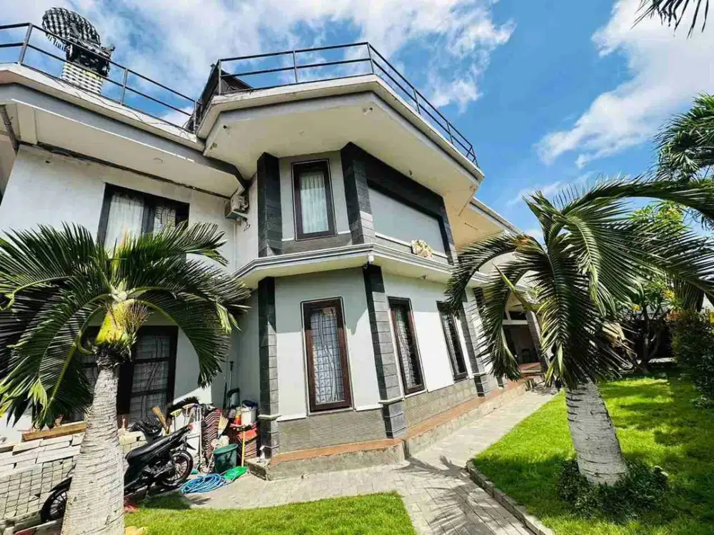 DIJUAL RUMAH MEWAH JLN RAYA PUPUTAN I RENON DENPASAR KAWASAN ELITE
