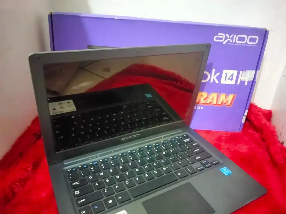 Laptop mantap murceu Axioo mybook 14h layar fhd RAM 8GB SSD 256 cocok