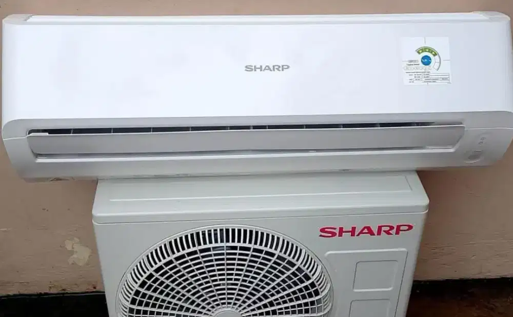 AC Sharp BEY  1/2pk masih dingin