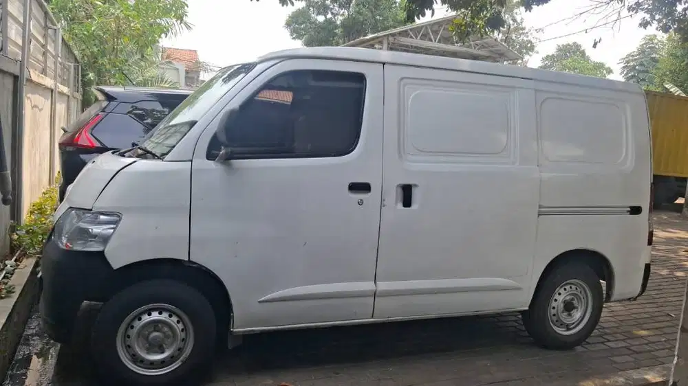 Grand Max Blinvand