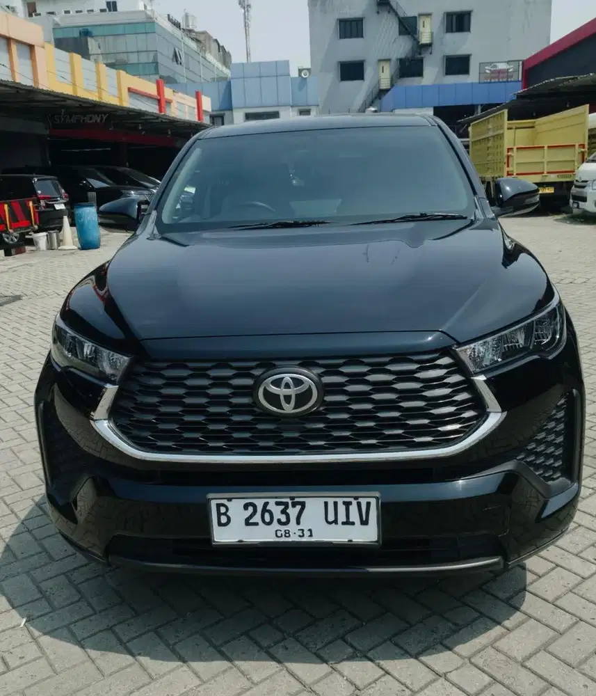 Kijang Innova G hybrid 2023