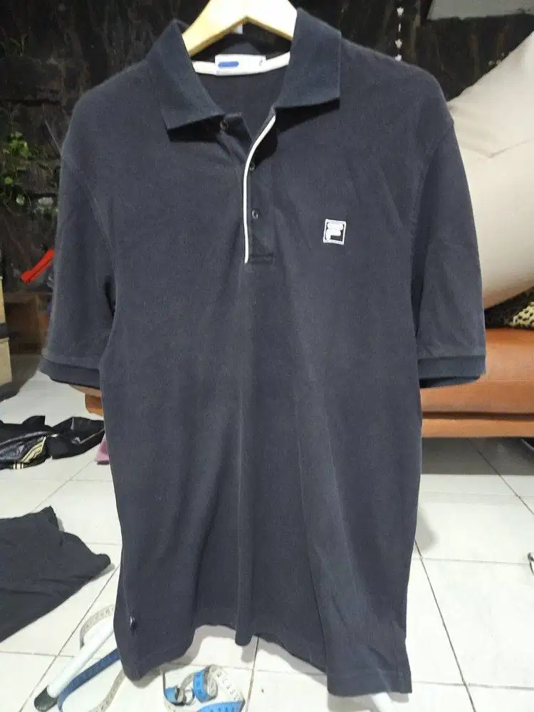 Fila logo bordir kaos kerah baju size L