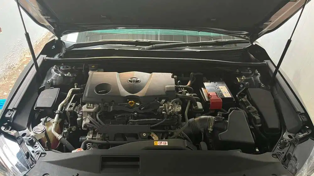Toyota Camry 2023 Bensin