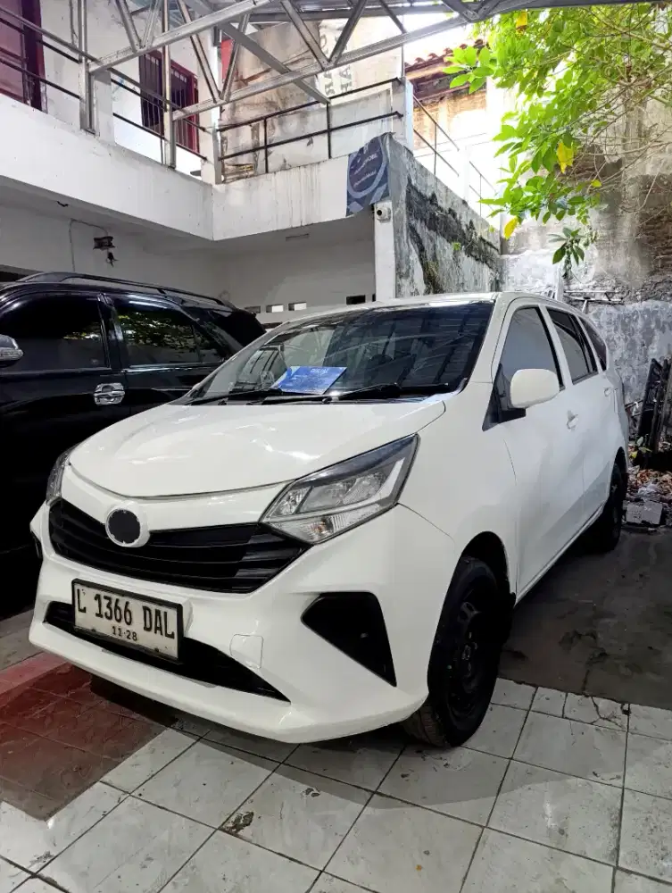 DP 9 JT New Sigra 1.0 M Manual 2023 Putih