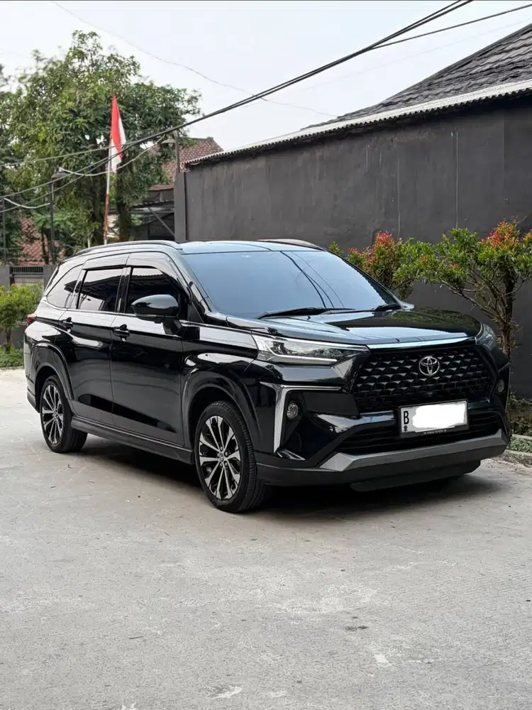 Veloz Q CVT 2022 DP 10 jt