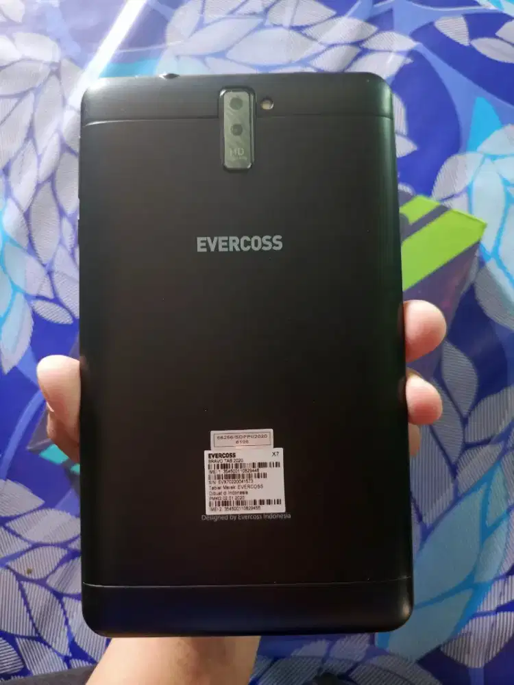 Jual hp tablet Evercoss x7 ram 3/32 layar 7 inch ada kotak hp cisan