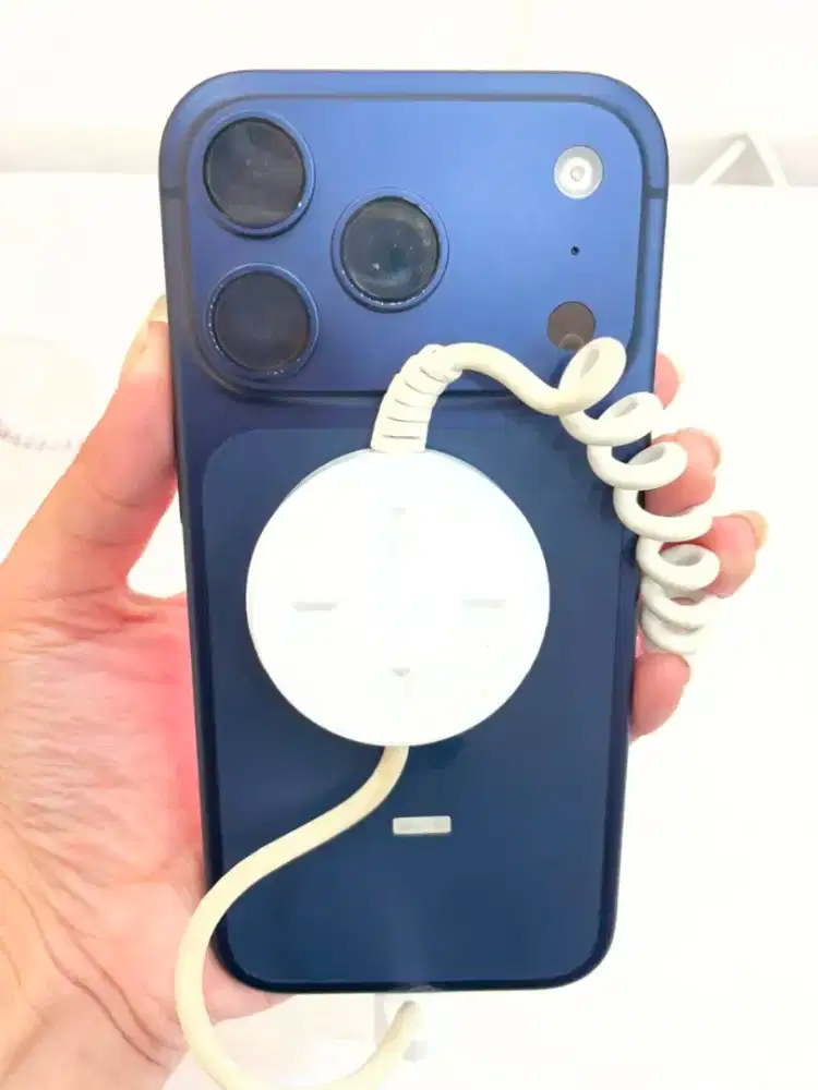 POTONGAN HARGA 2 JUTA!! iPhone 17 Pro NEW Garansi Resmi iBox