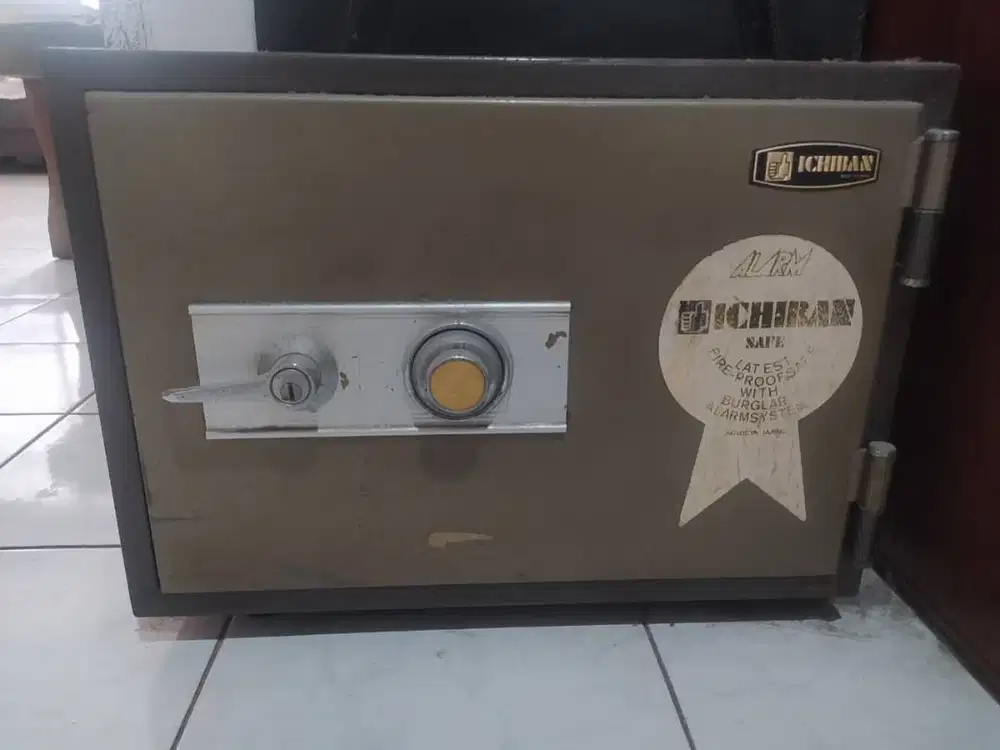 [BEKAS] (Safety Box) Brankas Ichiban Model Tidur Tahan Api