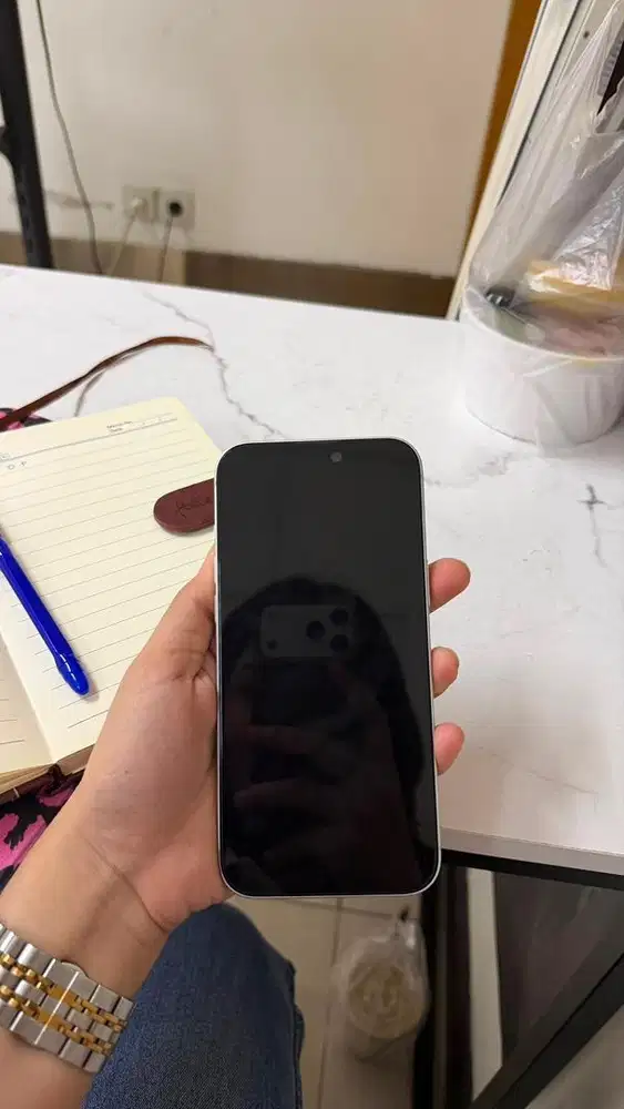 FOR SALE IPHONE 17 PRO MAX SILVER 256GB