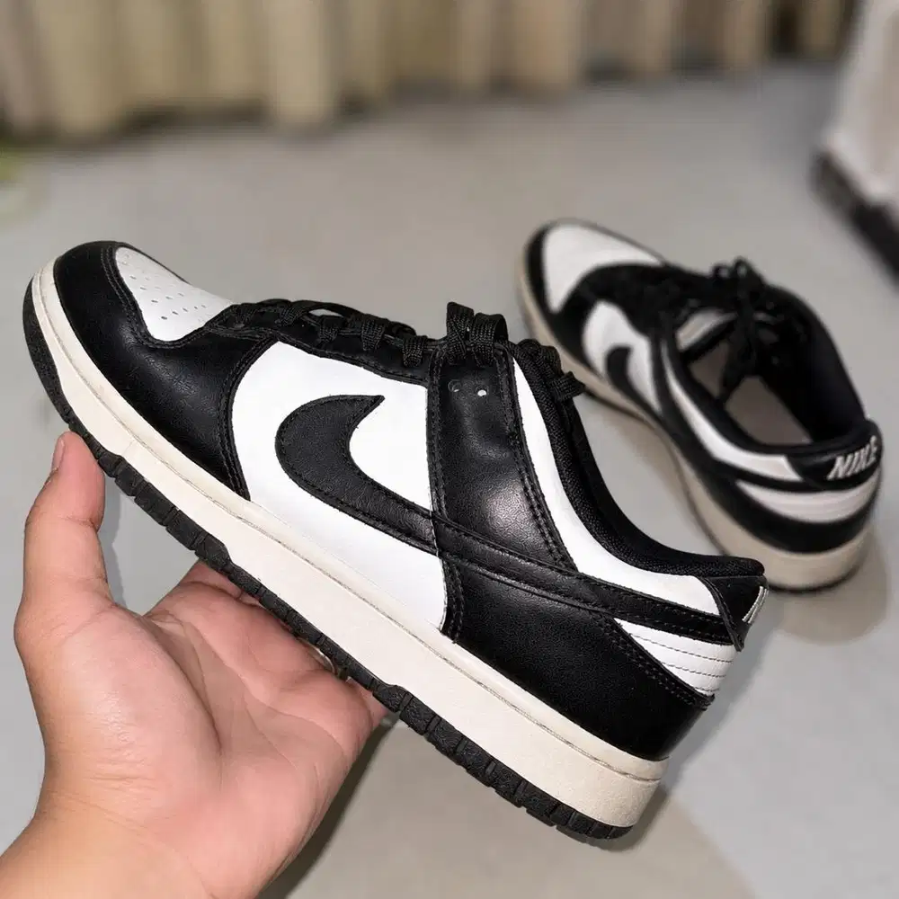 Preloved Nike Dunk Low Panda