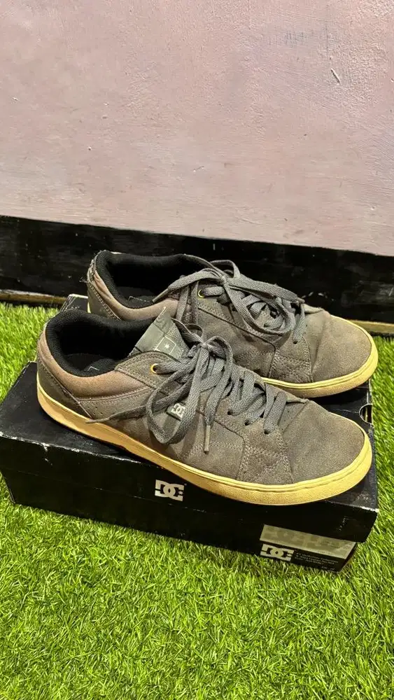 DC ASTOR S Size 43