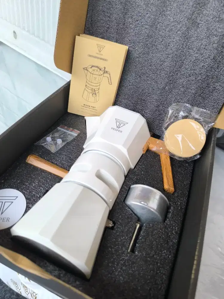 Vesper The Legend Mokapot 4 Cup White – Second Fullset + Box