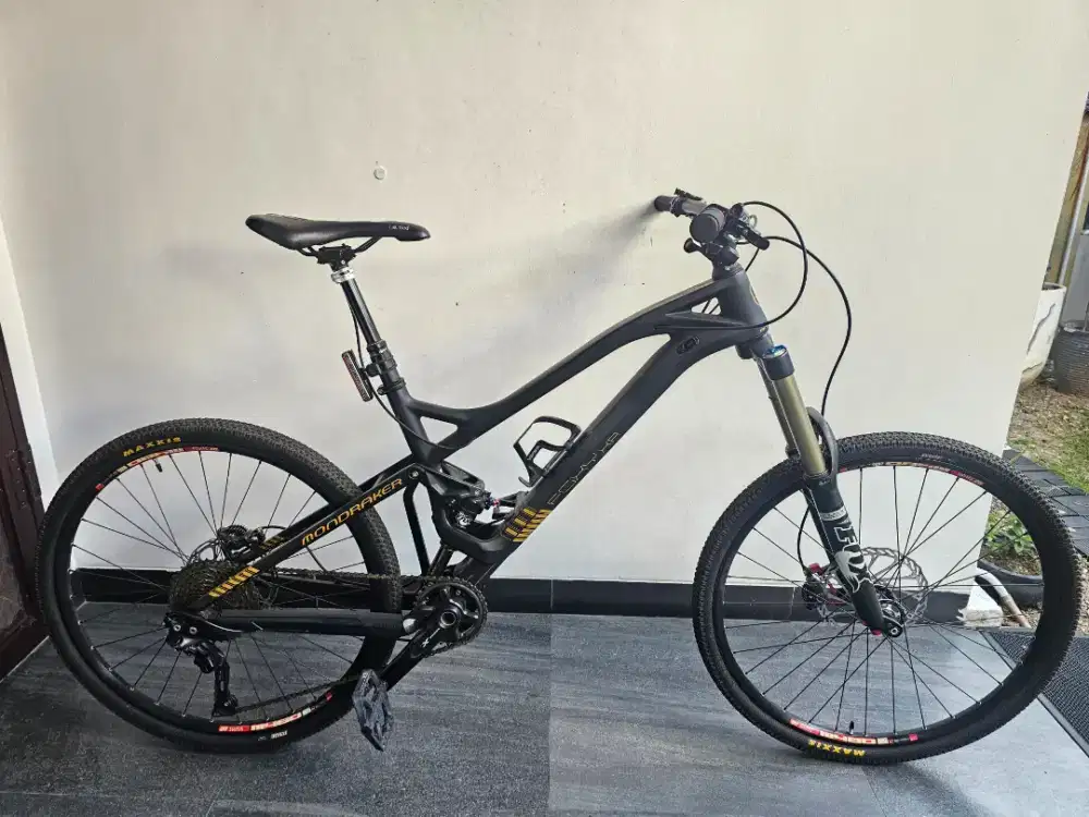 Sepeda Mondraker Foxy Carbon XR