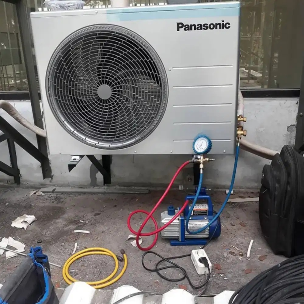 Service Ac,Kulkas,Pompa Air,Mesin Cuci dan Bongkar Pasang AC.