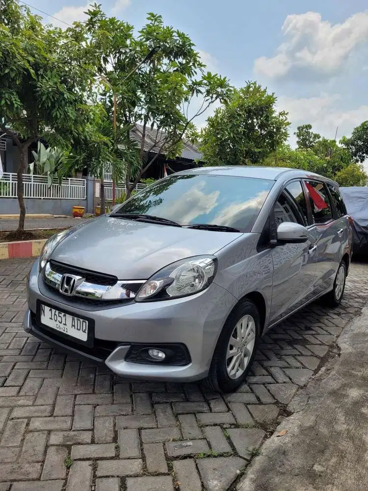 Honda Mobilio 2016 Bensin Automatic KM 50 rb asli kondisi super baik
