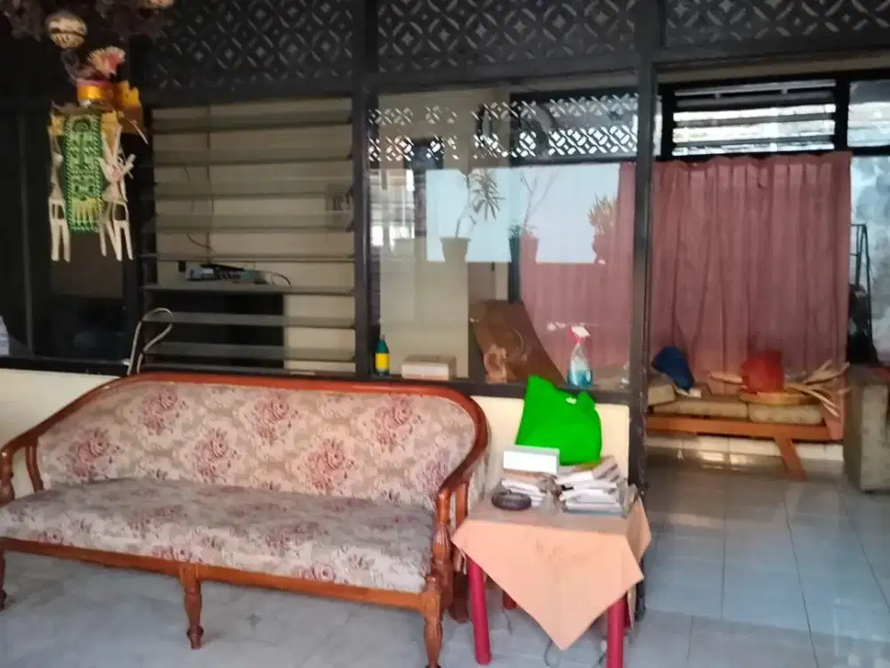 Dijual tanah 195m² bonus bangunan  Lokasi jl Wijaya Kusuma Denpasar Utara