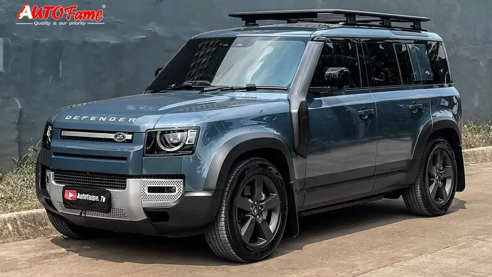 Land Rover Defender 110 P400 3.0L Explorer Package NIK 2022