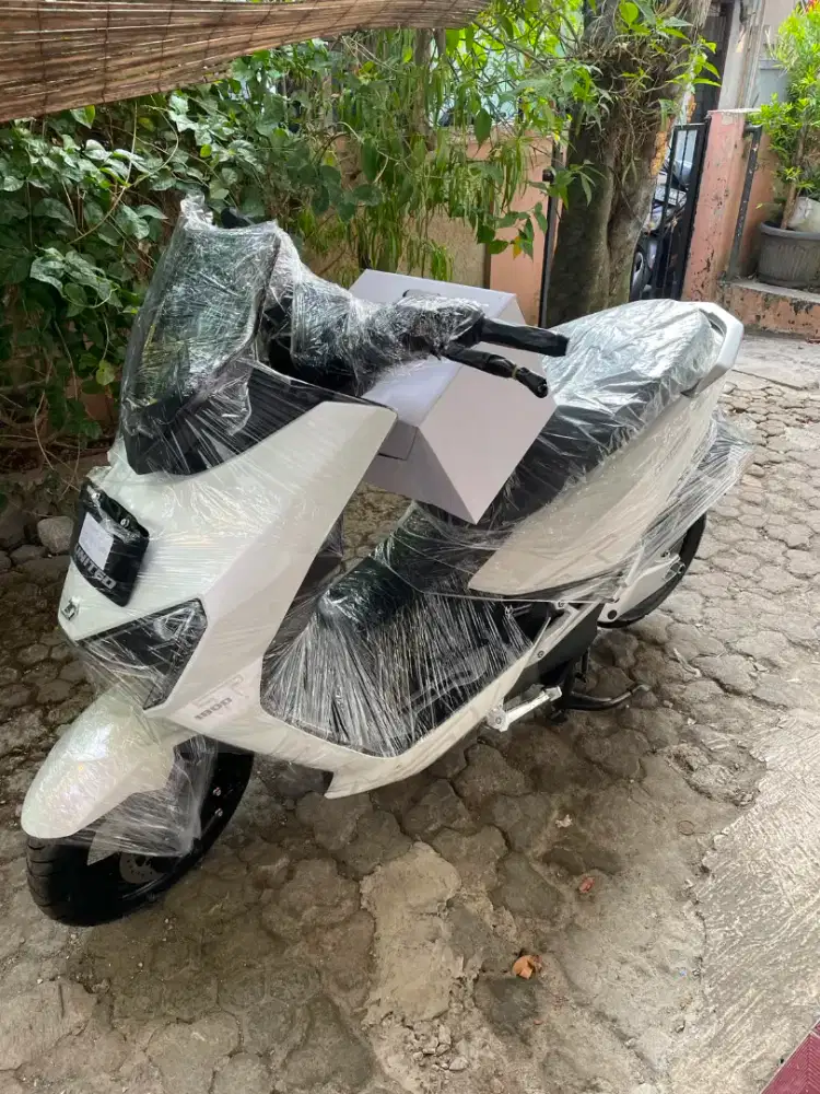 United E motor T1800