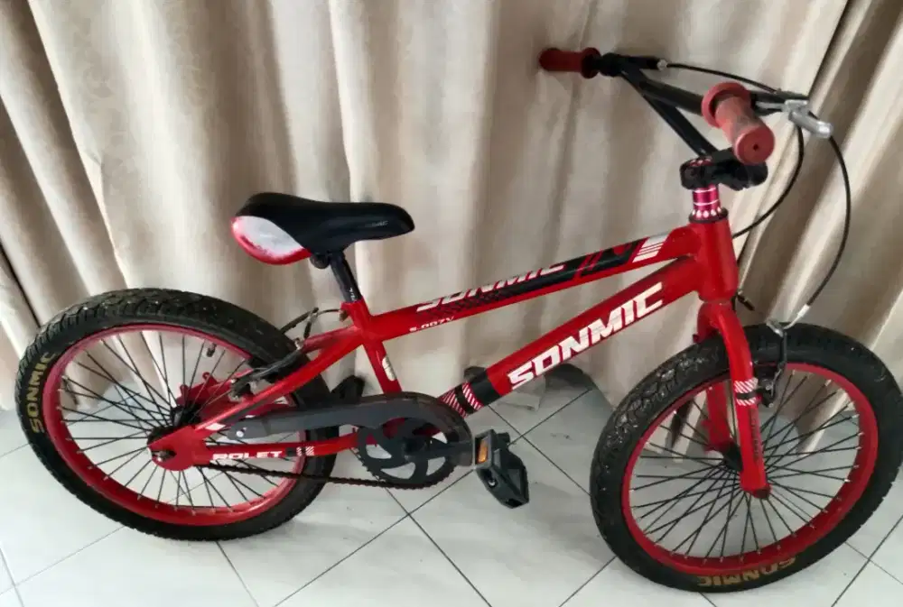 Jual sepeda BMX federal kondisi masih bagus,
