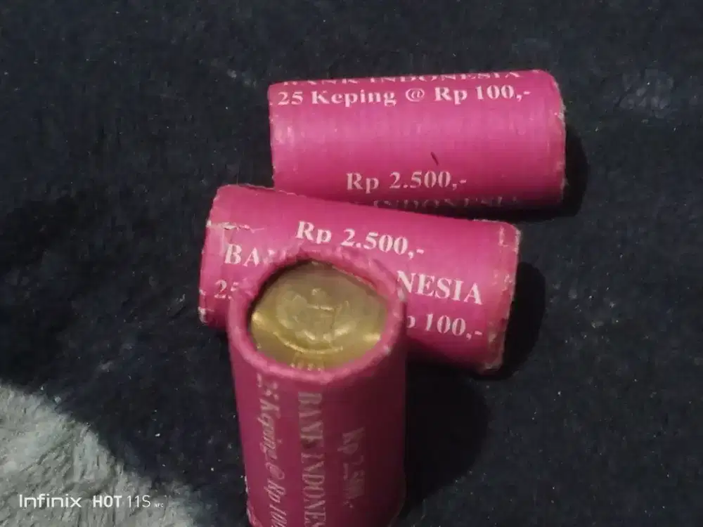 Koin kuning karapan sapi