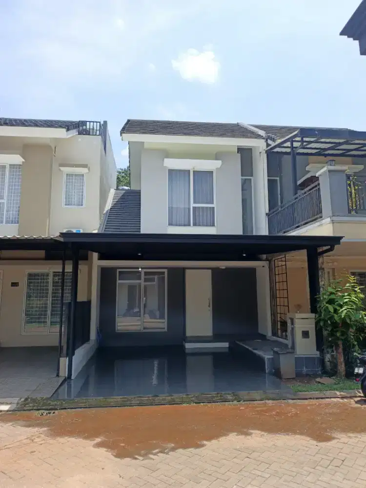 DISEWAKAN rumah 2 lantai di serpong jaya