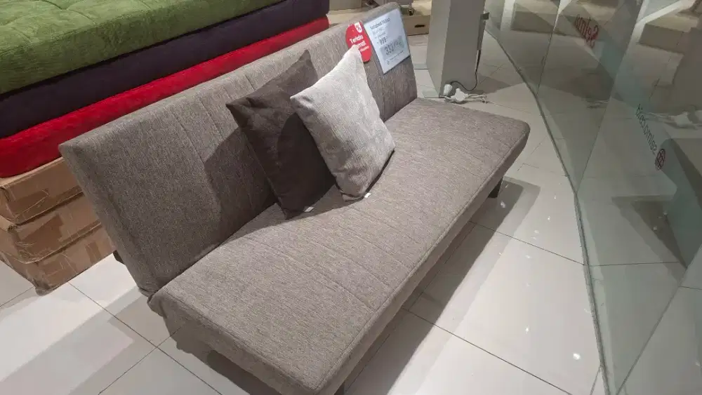 Furniture rumah