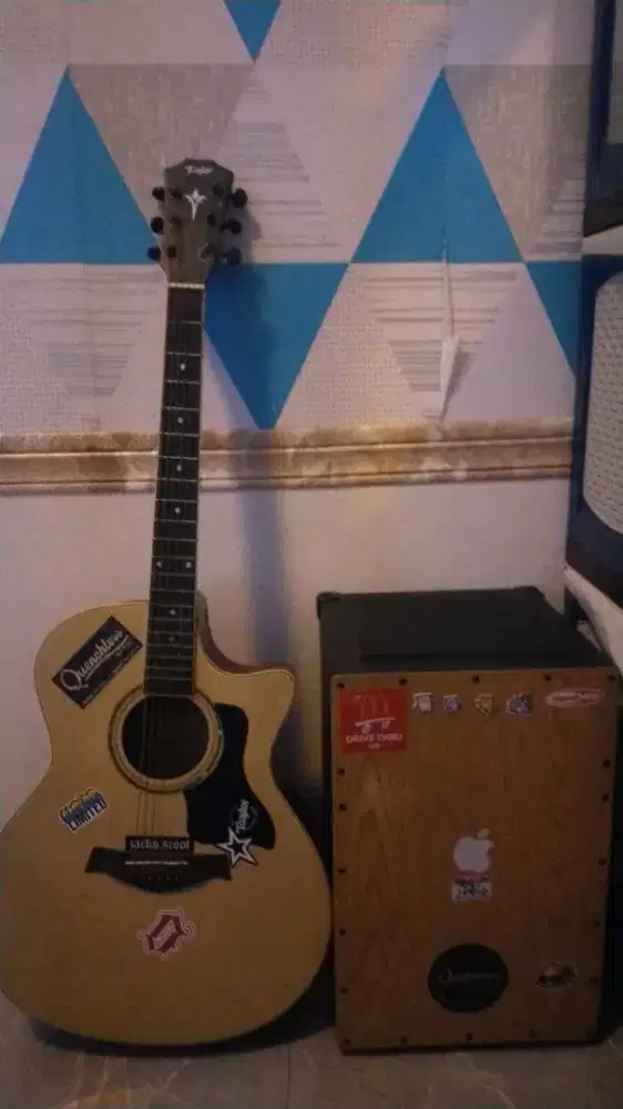 Jual Gitar/kajon