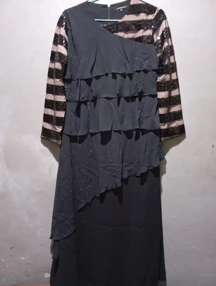 Dress Hitam Ruffle Polyster Mix Ceruty