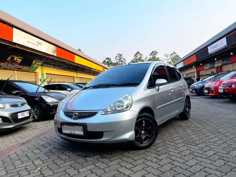 Cicil 2 JT HONDA JAZZ AT IDSI 2008 MATIC