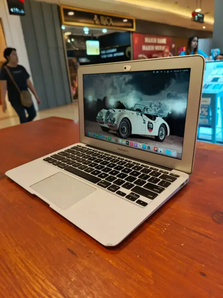 Macbook Air 11 inch 2015