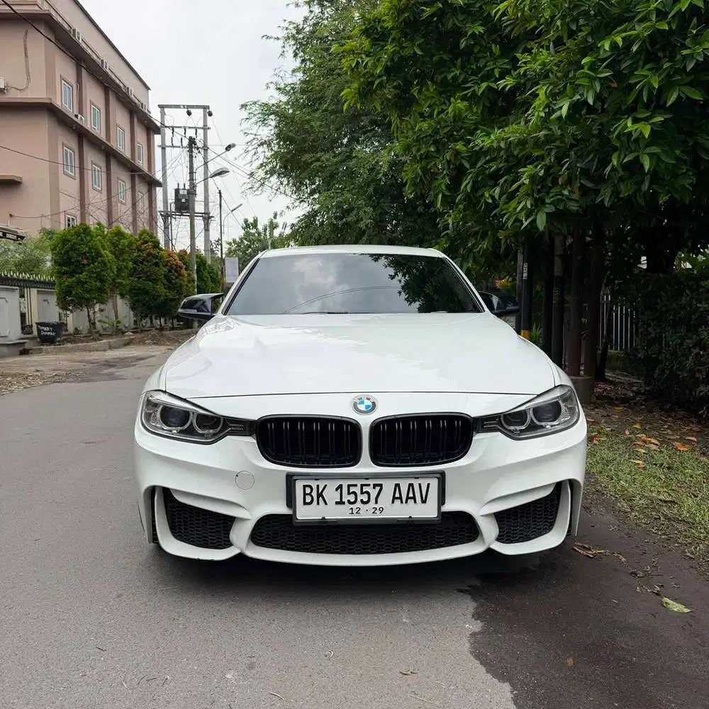 BMW 320i 2.0 F30 Sport 2014 Bensin