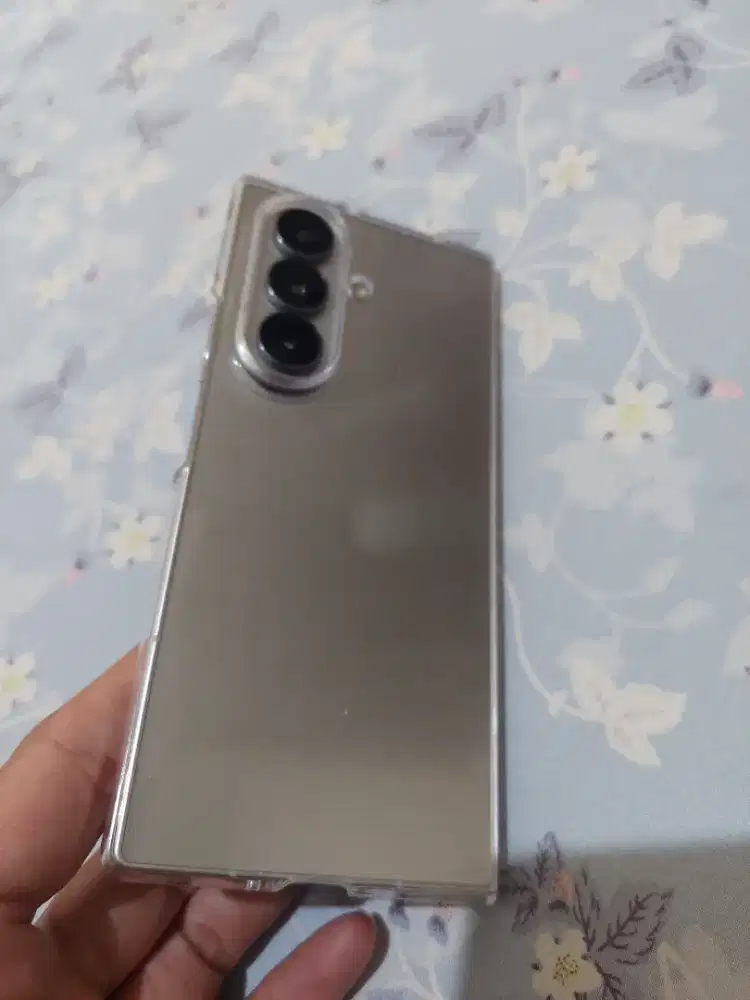 Samsung Z fold 7