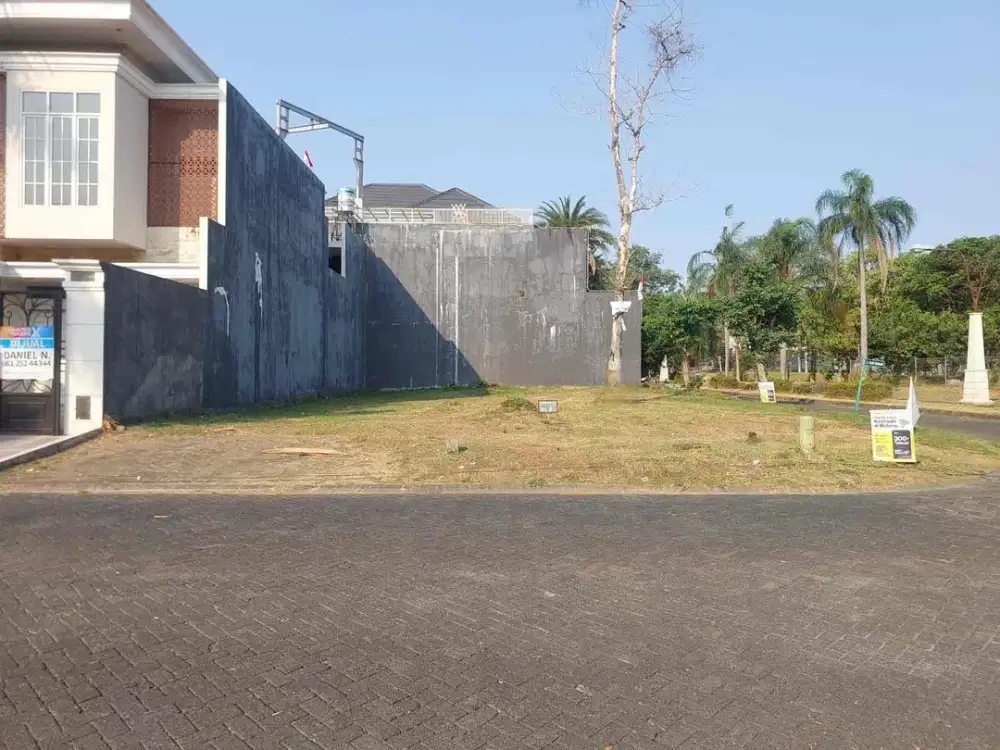 Tanah Bagus Pojok di Perumahan Araya Malang Luas 395