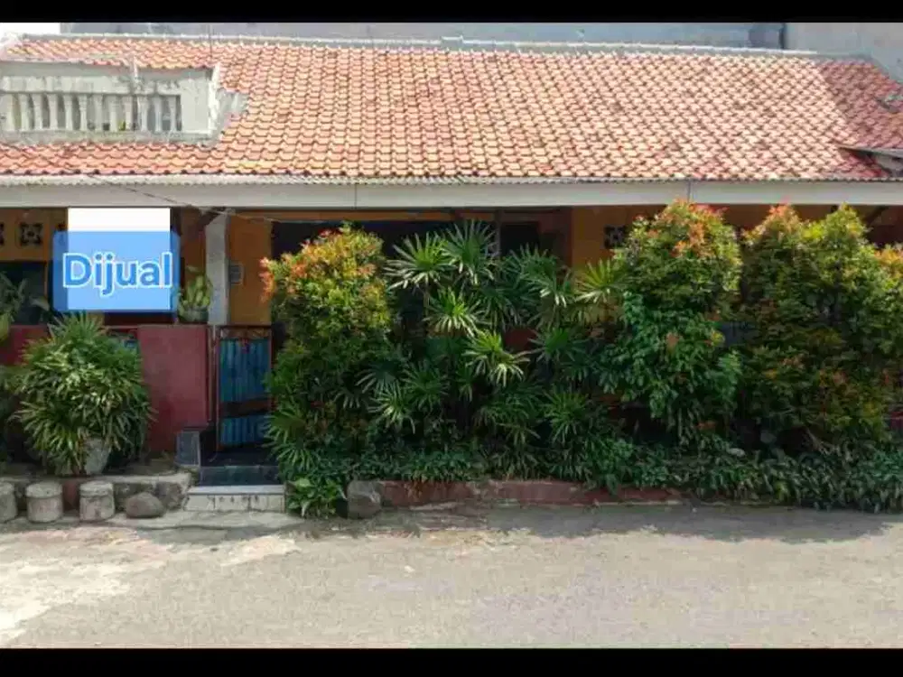 Dijual rumah Jalan Lebar 2 mobil Perumnas Klender Jakarta timur