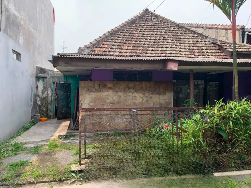 TURUN HARGA! DIJUAL MURAH RUMAH HITUNG TANAH DALAM KOMPLEK SAYAP LODAYA TURANGGA