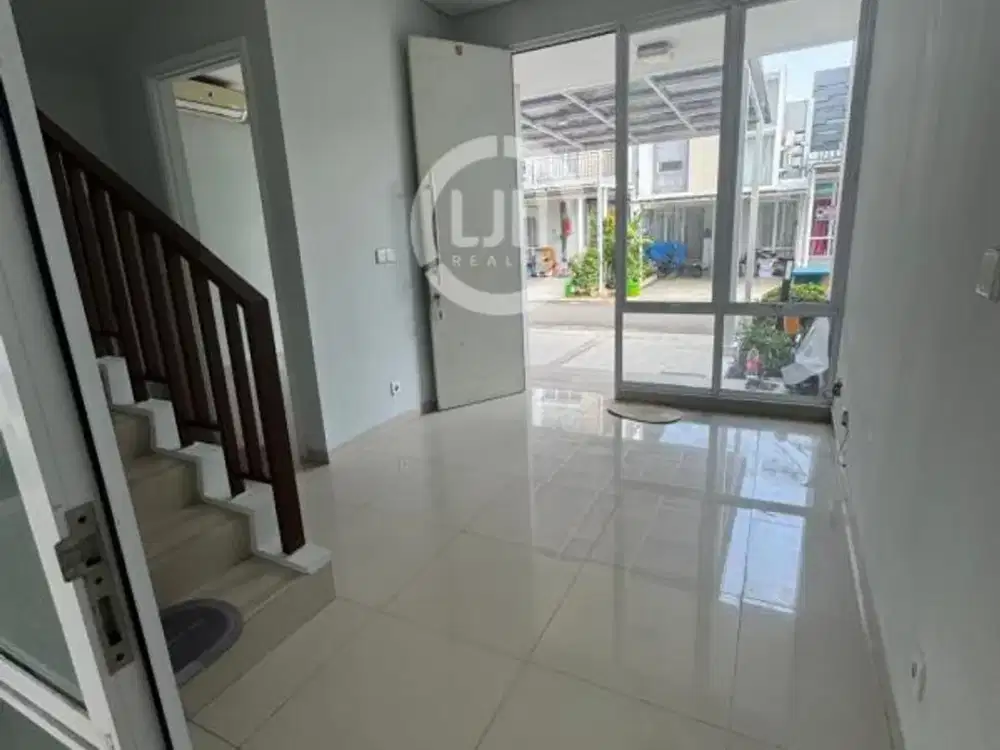 Rumah 2 LT di JGC Cluster Yarra Cakung Jakarta Timur