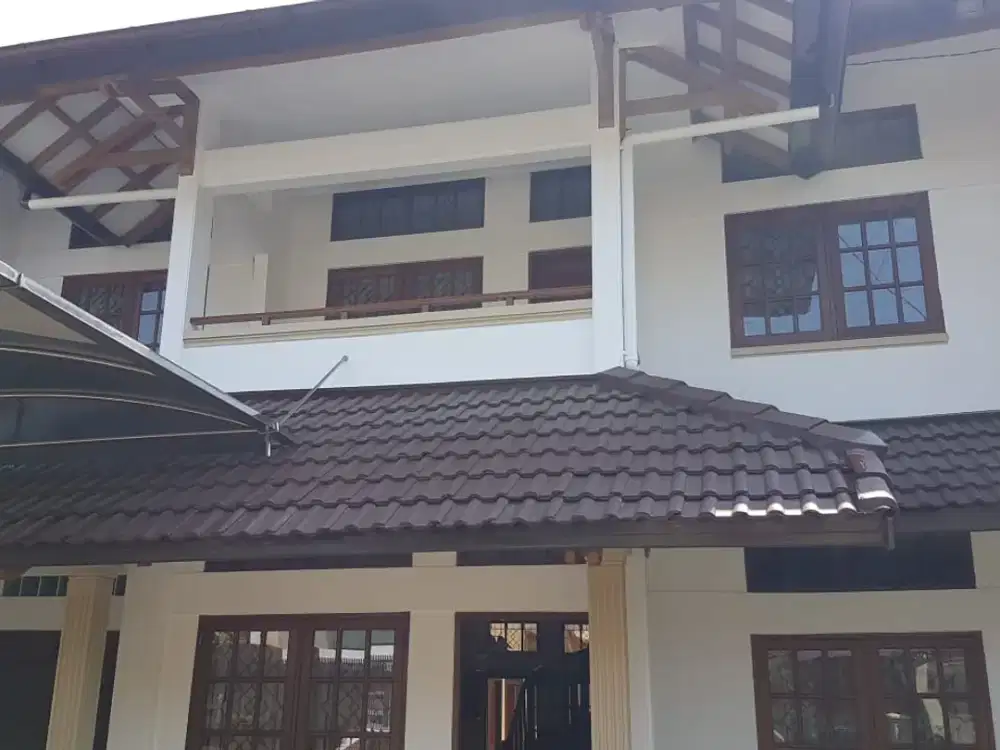Rumah Full Furnished Siap Huni di Jalan Utama Setramurni Bandung