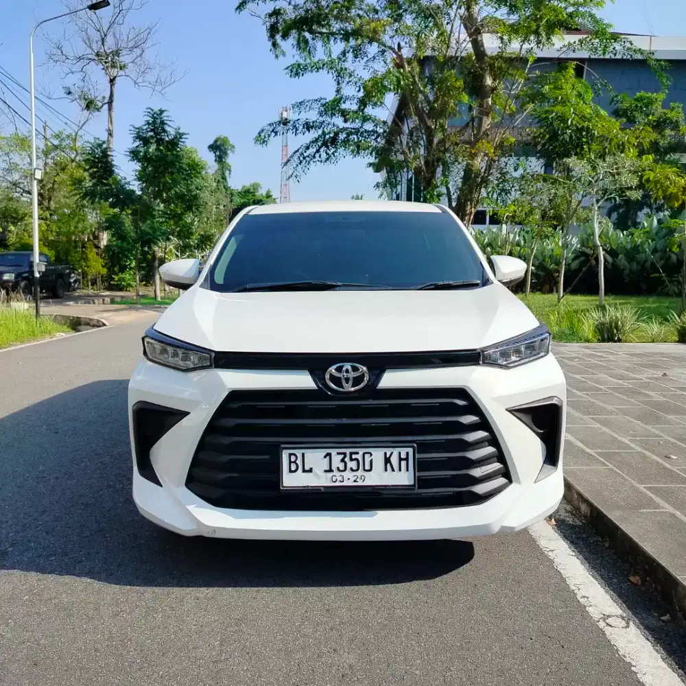 NEW AVANZA 1.3 E CVT 2023