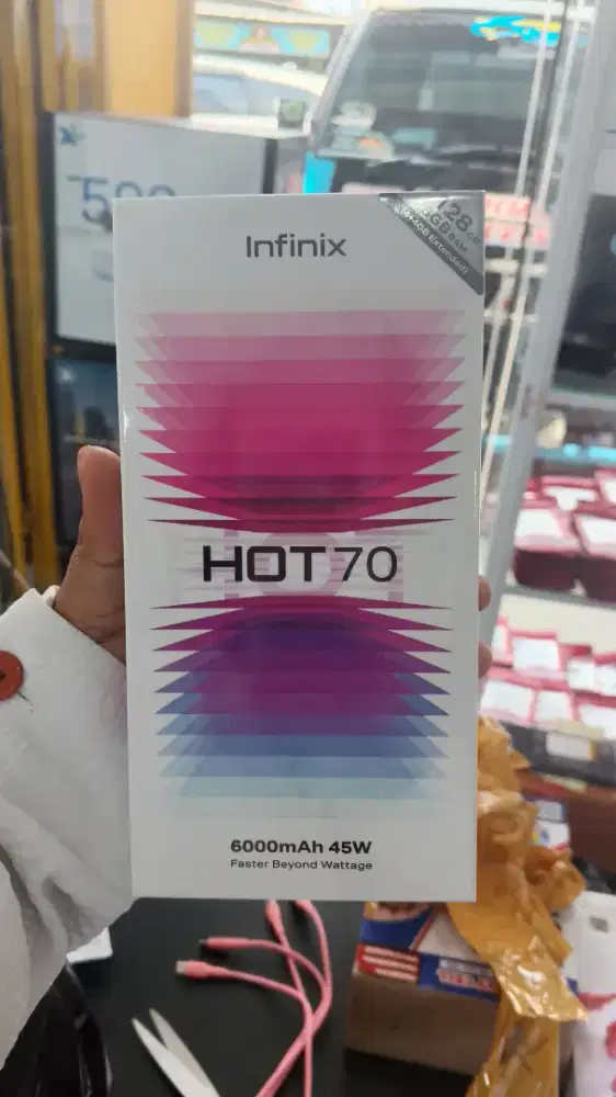 Infinix hot 70 8/128gb cash credit