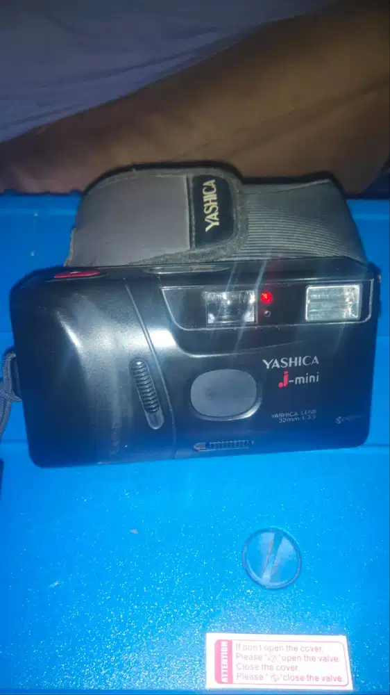 Yashica J-Mini Film Kamera
