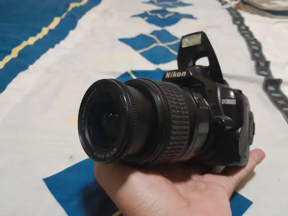 Kamera dslr Nikon D3000