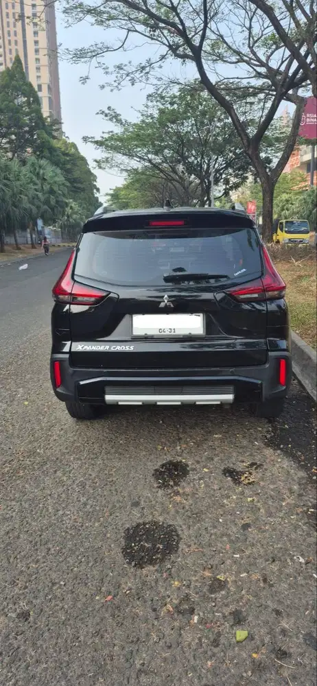 Xpander Cross Premium A/T Tahun 2021