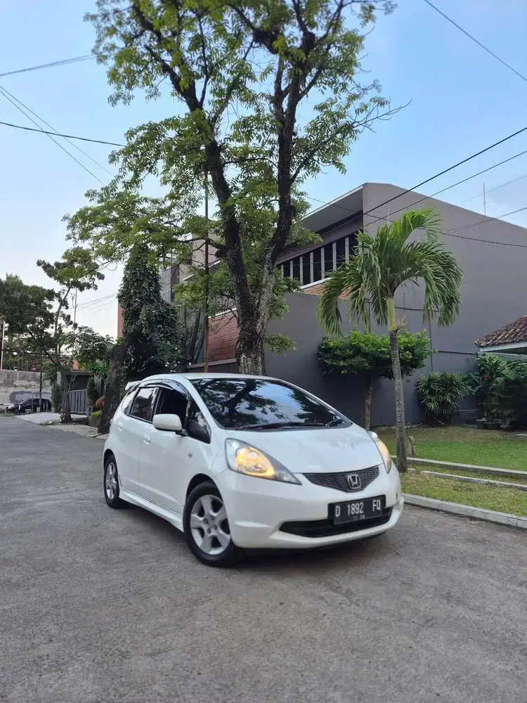 Dp10jt!! JAZZ 1.5 S MANUAL (MT) 2009