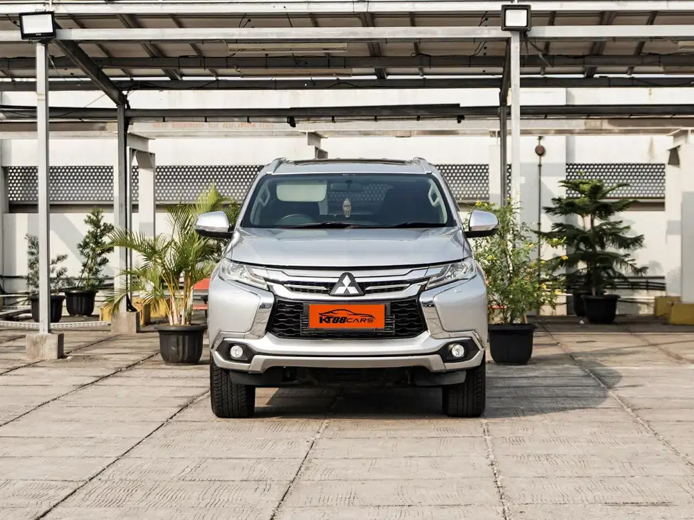 Paket Dp minim, Mitsubishi Pajero Dakar Matic Sunroof 2.4 disel 2016